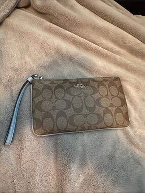 Coach Signature Canvas Wristlet in Brown with Chalk Trim